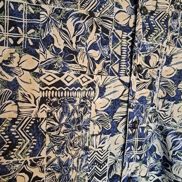 Jack Lipson Button Front Shirt - Picture 3 of 7